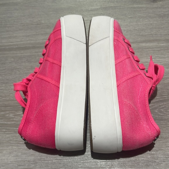 STEVE MADDEN - Picture 4 of 6